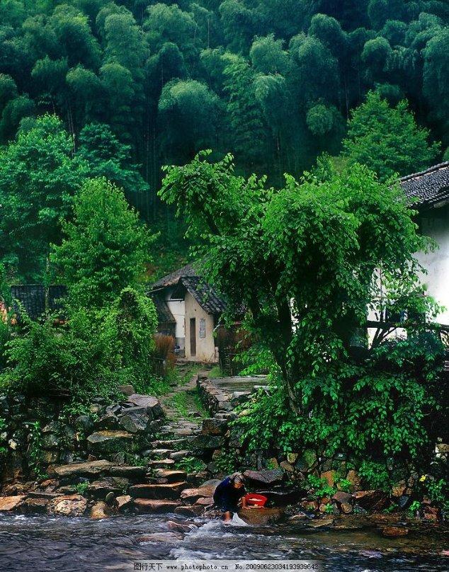 破碎的雕像